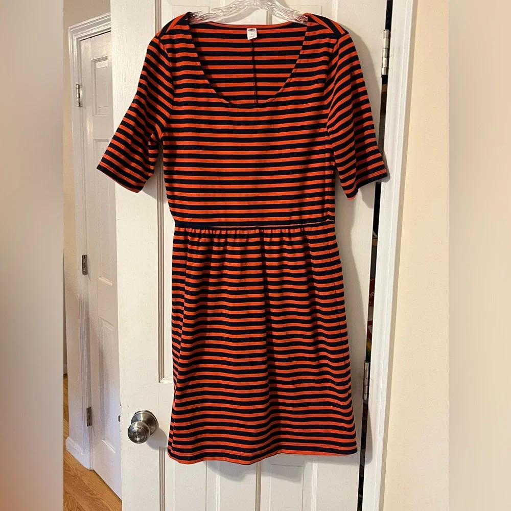 Old Navy striped dress size large - Picture 1 of 2